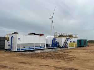 油田采出水处理设备的技术特点与应用场景